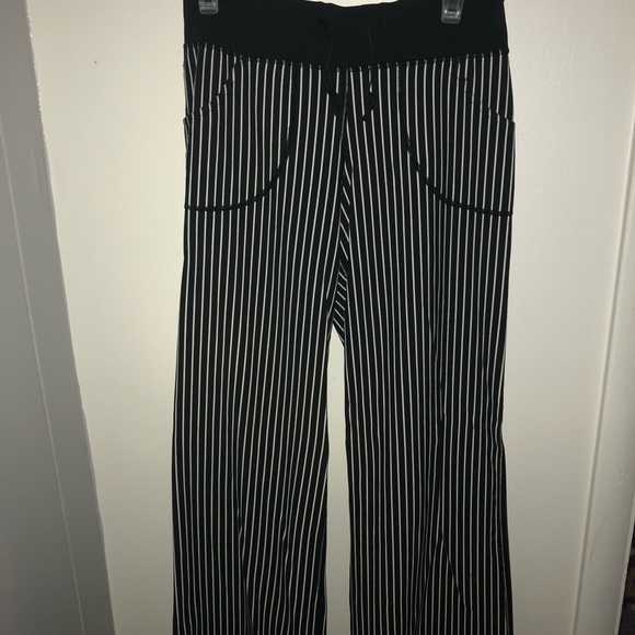 lululemon striped pants